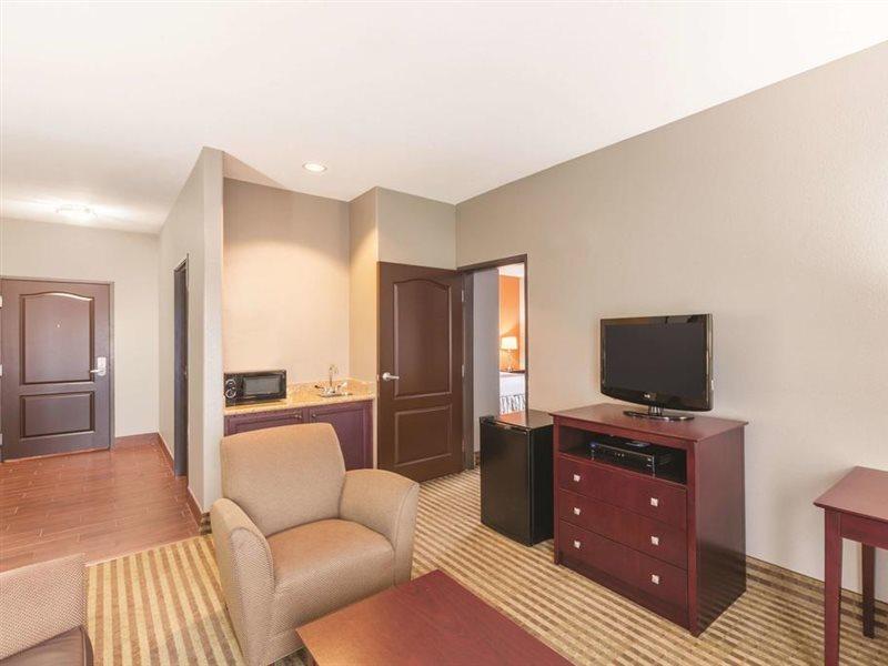La Quinta By Wyndham Houston Iah Bush Intl Airport E 3*